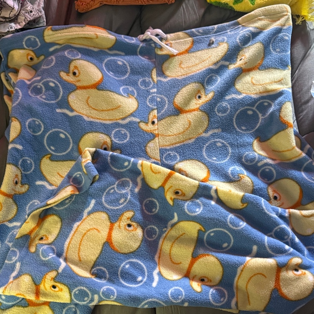 Charming Duck Print Women's Pajama Set